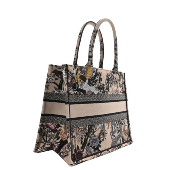 *RARE*Limited Edition Rare DIOR Embroidered Medium Book Tote - Like New! - Picture 2 of 9
